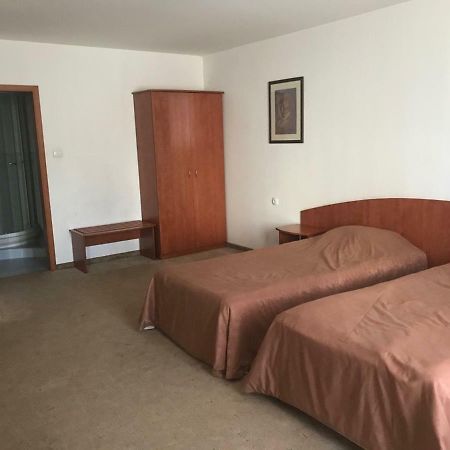Family Hotel Odessa Sevlievo Luaran gambar