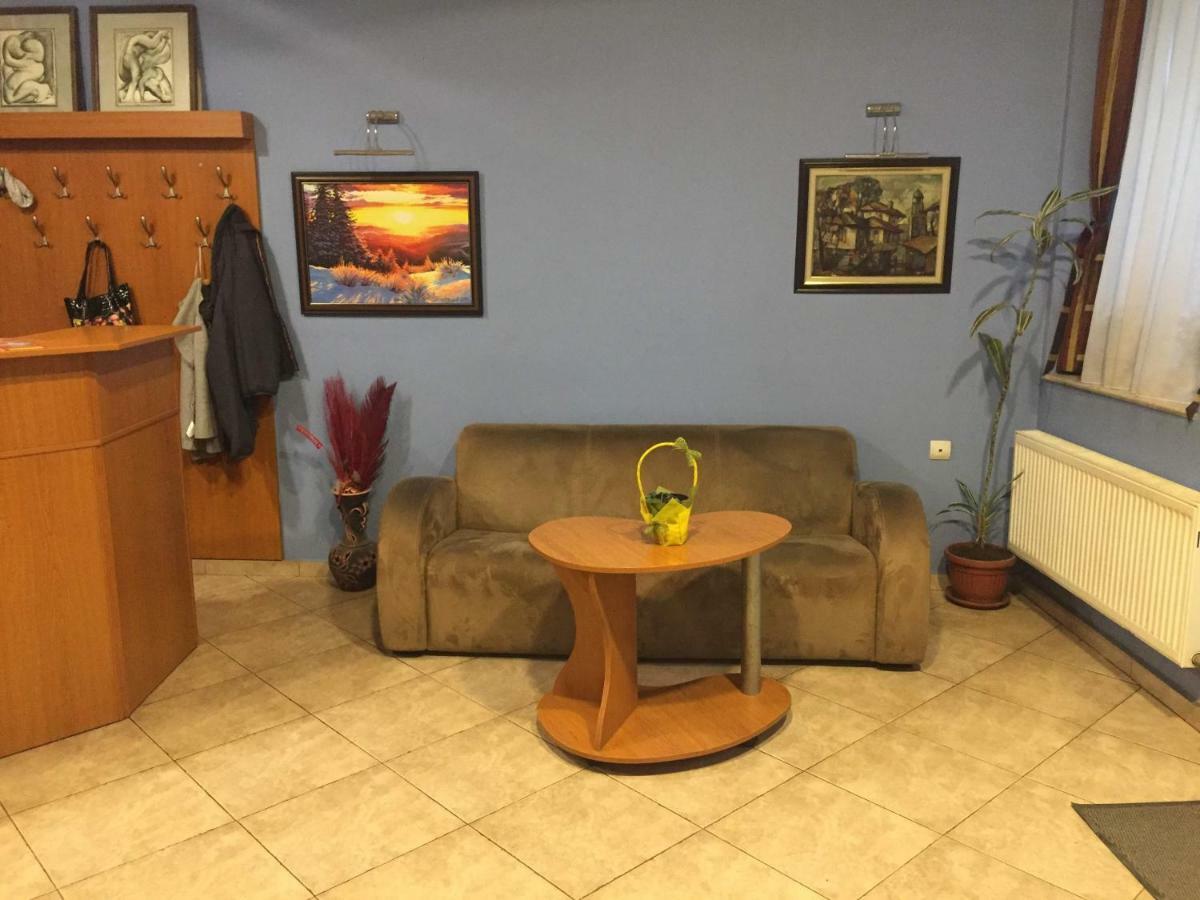 Family Hotel Odessa Sevlievo Luaran gambar