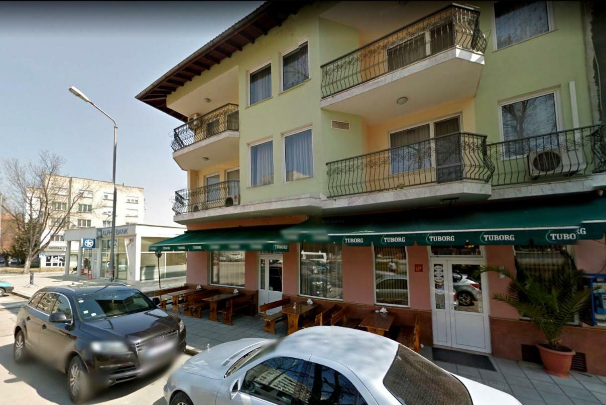 Family Hotel Odessa Sevlievo Luaran gambar