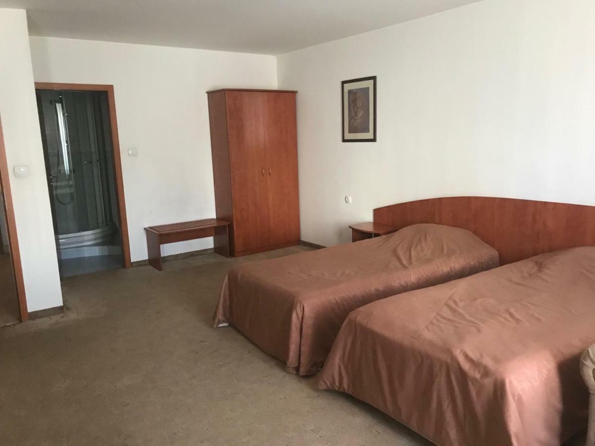Family Hotel Odessa Sevlievo Luaran gambar